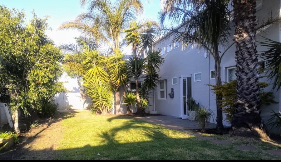 5 Bedroom Property for Sale in Parklands Western Cape
